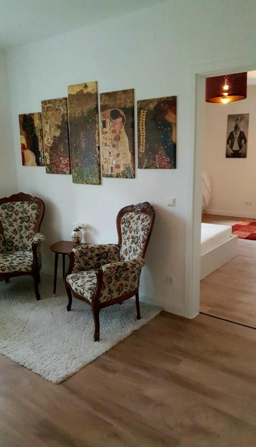 Pineapple Apartments Dresdner Heide Mit Garten เดรสเดน ภายนอก รูปภาพ