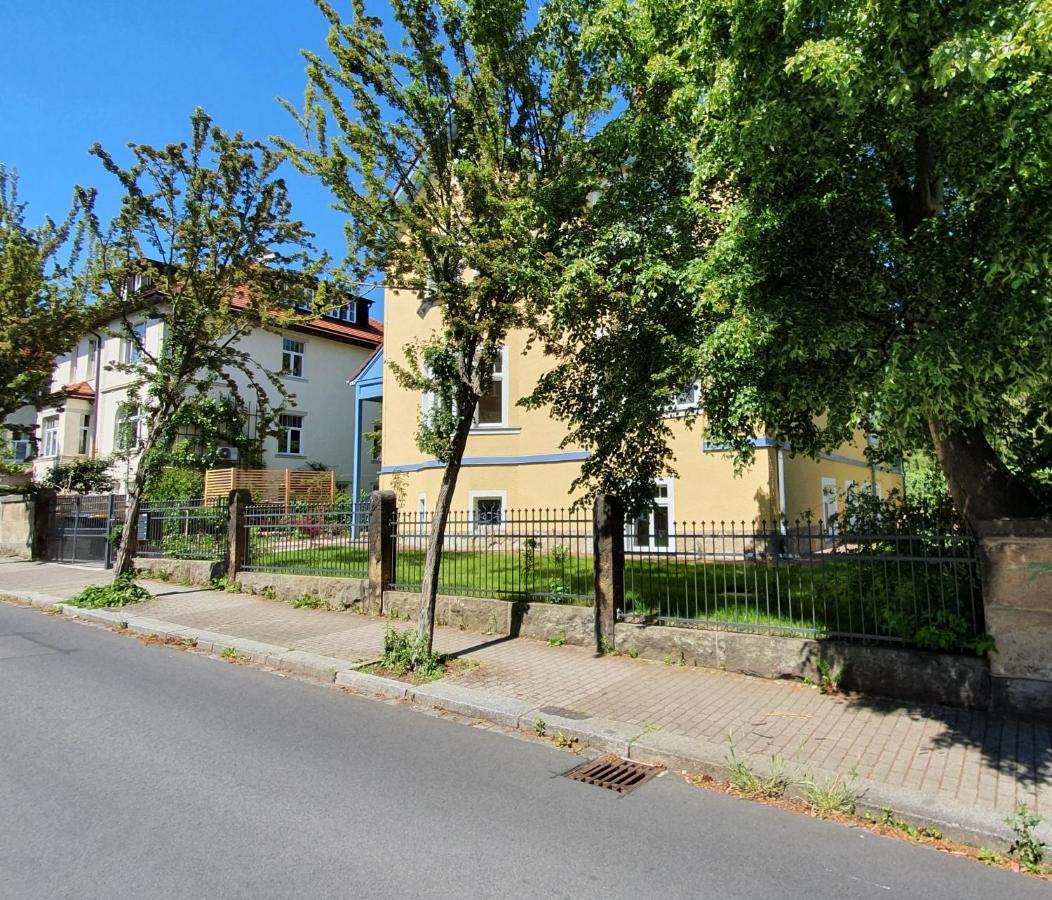 Pineapple Apartments Dresdner Heide Mit Garten เดรสเดน ภายนอก รูปภาพ